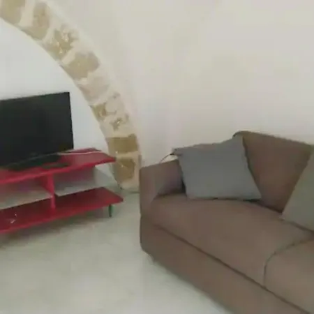 Mezzanino Con Patio E Archi A Vela Apartment